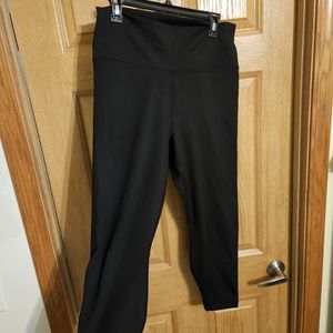 Yogalicious 1X 3/4 length yoga pants